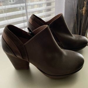 Dansko Marcia - Teak Burnished Nubuck